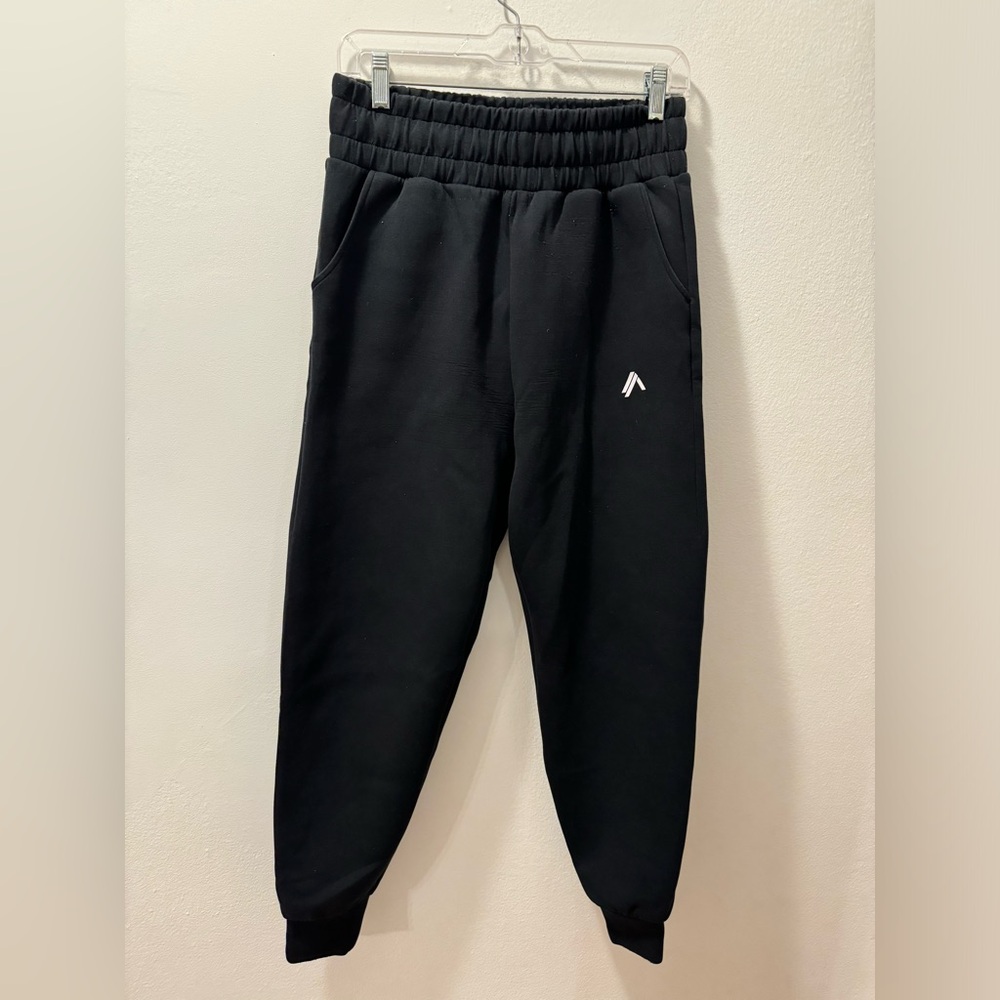 Alphalete elements relaxed jogger